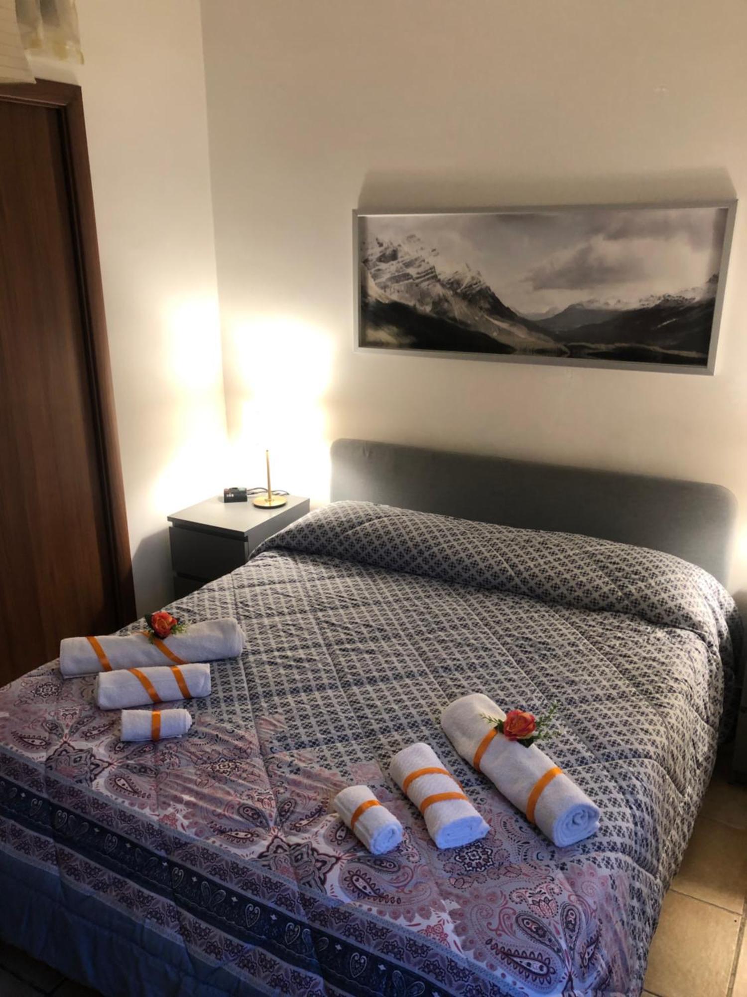 La Finestra Di Umberto Vicino Al Centro Con Parcheggio Privato Bed and Breakfast Viterbo Exteriör bild